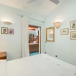 Villa Just Steps From The Sea Porto Rafael