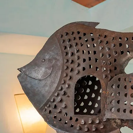 Vila Just Steps From The Sea *