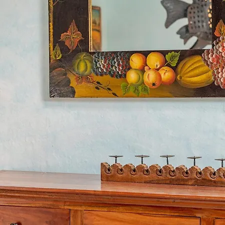 Villa Just Steps From The Sea *