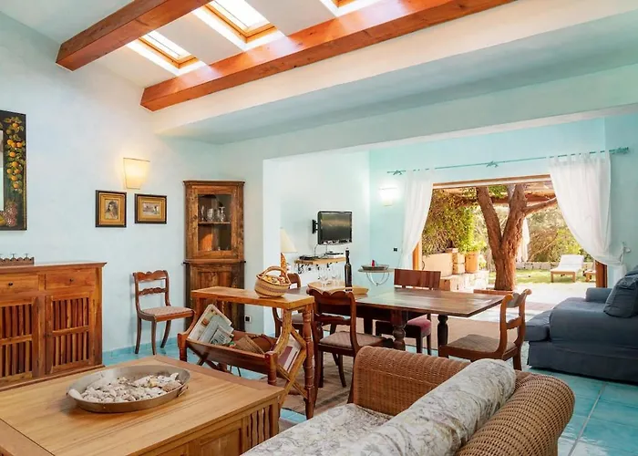 Just Steps From The Sea *